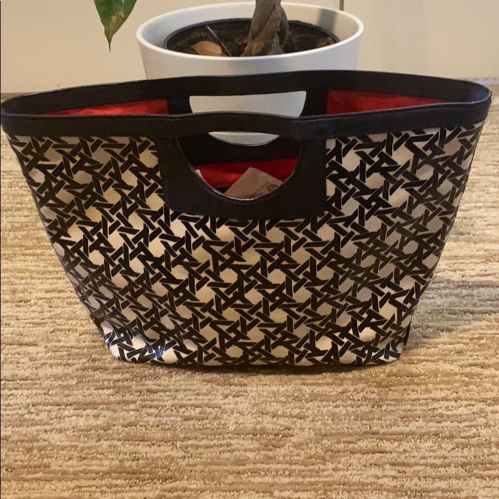 Kate Spade Retro Bucket Purse - Navy & Off White